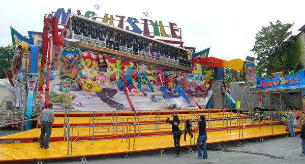 Nightstyle auf der Sterkrader Fronleichnamskirmes in Oberhausen 2008